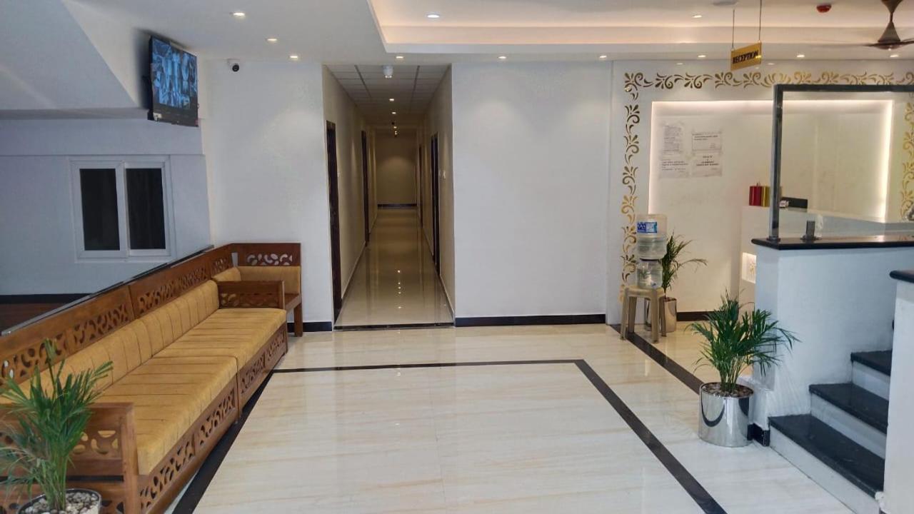 Ponni Residency Thanjavur Exterior photo