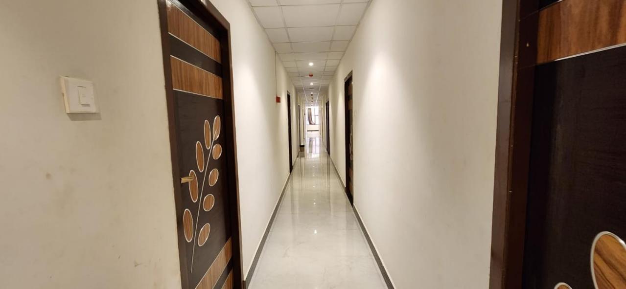Ponni Residency Thanjavur Exterior photo